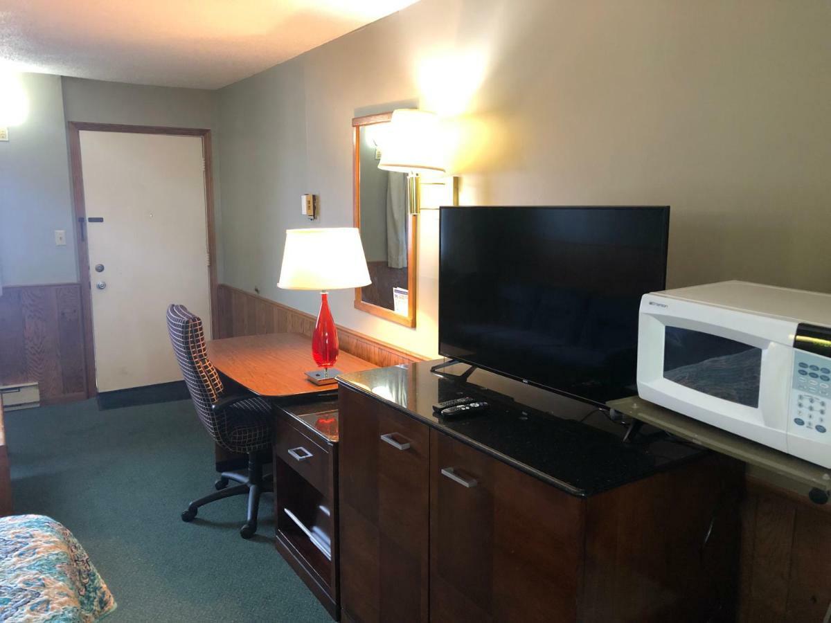 Viking Motel Lindsborg Eksteriør billede